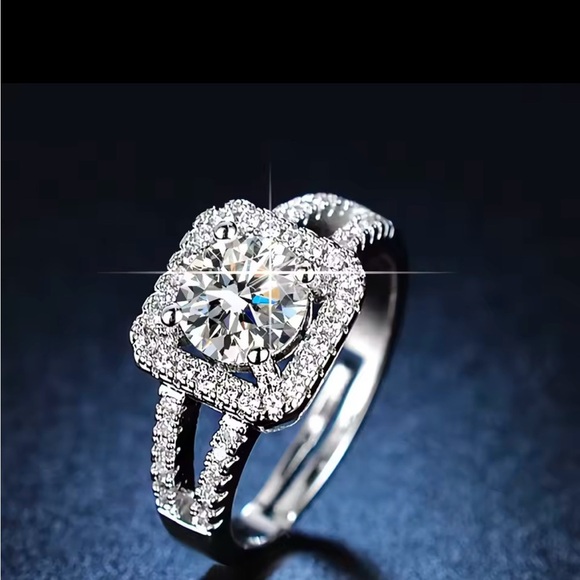 925 Sterling Sliver Amazing crystal square Ring for women adjustable size - Picture 3 of 7